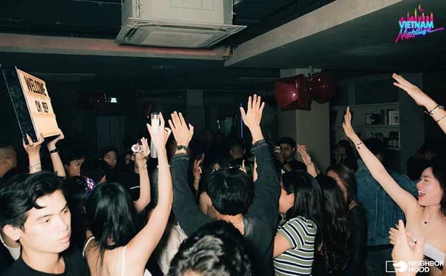 Neighborhood Club 4 — khoảnh khắc house party tại 11 Nam Quốc Cang Quận 1 Sài Gòn