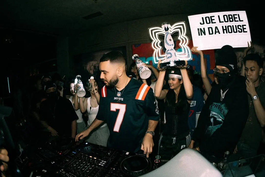 International DJ set at Neighborhood Club — house party District 1